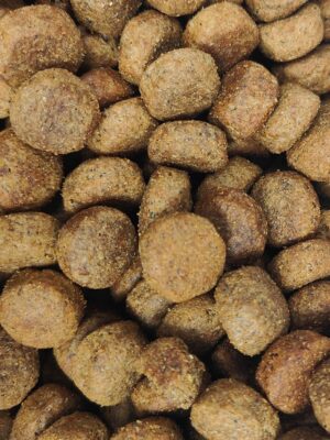 Vleesje krokante brok Sensitive Kip 1 of 15 kilo