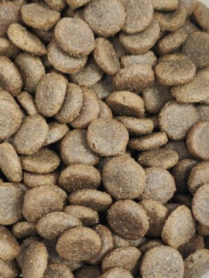 Vleesje krokante brok Sensitive Lam 1 of 15 kilo