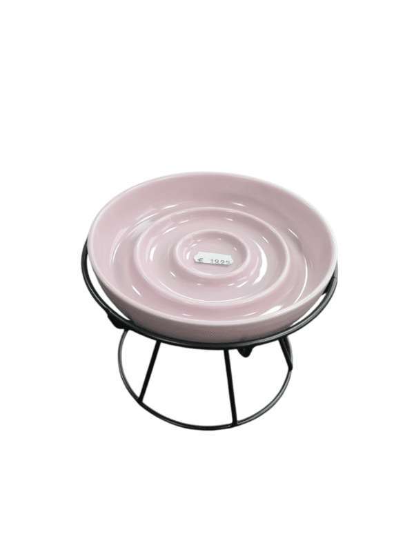 Keramische slowfeeder op standaard roze